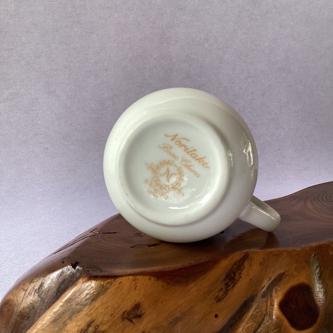 Narumi Small Creamer Pitcher (Category: Coffee & Tea Tableware) located in Davao. Submitted by atbpshop192593 (Listing ID 1394958559, Image 2). Description: Php150 Narumi Small Creamer Pitcher H: 2.5 inches L: 3 inches Capacity: Please REVIEW PHOTOS First to pay.