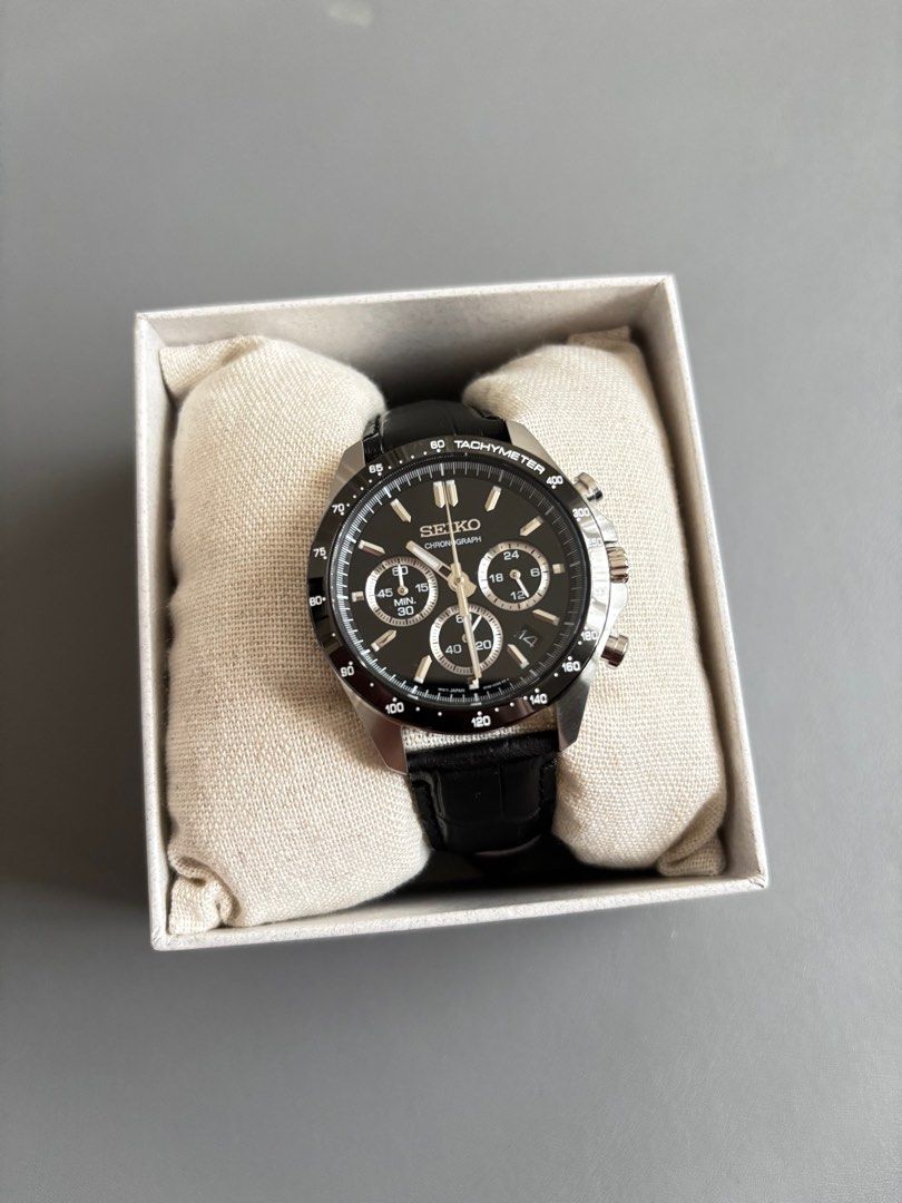NEW Seiko Selection Chronograph Quartz Watch (2024) (Category: Men's Watches) located in Manila. Submitted by eclipse58 (Listing ID 1394790366, Image 2). Description: 2024 Seiko Selection Chronograph Quartz Watch ⌚️⏱️ 🖱️ Authentic and Brand New (never opened) 🖱️ Model SBTR021 “Spirit” 🖱️ 39.8 mm diameter, 11.7 mm thickness 🖱️ Tachymeter bezel & Calf-skin Strap 🖱️ 60-minute timer, 1/5-second increments, 24-hour indicator, small seconds 🖱️ Wa