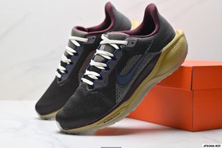 (Category: ) located in . Submitted by factory.shoes.outlet (Listing ID 1394802631, Image 1). Description: .
