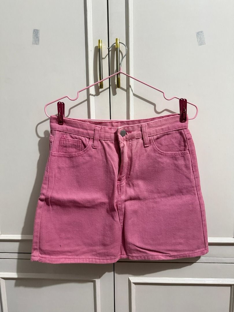 Pink and Black Denim Shorts (Category: Shorts) located in Angeles City. Submitted by user201253 (Listing ID 1394871130, Image 3). Description: - Pink and black denim shorts - Button and zipper closure Refer to image for size chart 120 pesos each.