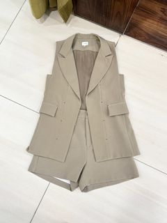 (Category: ) located in . Submitted by mushroom.preloved (Listing ID 1394852382, Image 1). Description: .