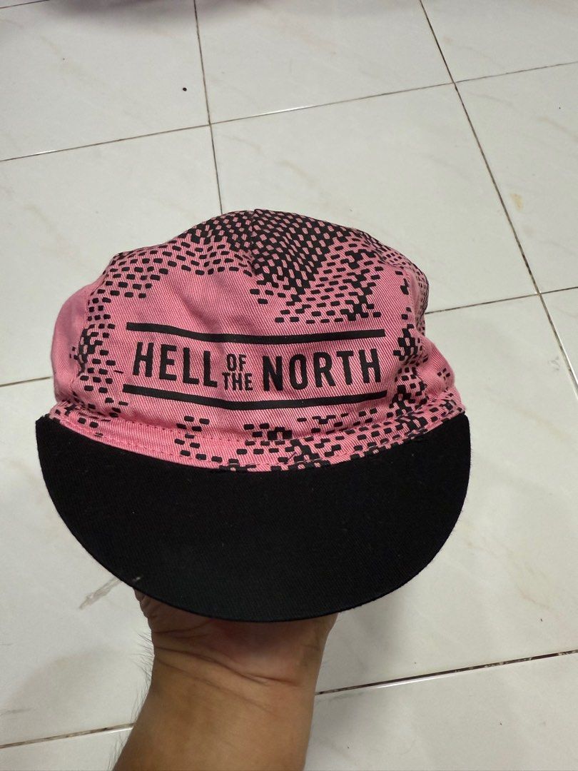 Rapha cap (Category: Cap & Hats) located in Ipoh. Submitted by rudiess (Listing ID 1394800741, Image 1). Description: Authentic.