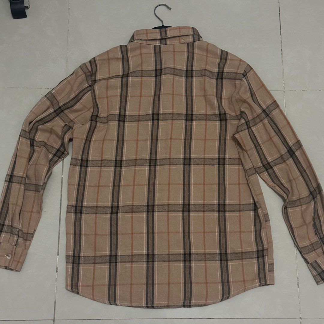 Shein Men Long Sleeve button up shirt (Category: Tshirts & Polo Shirts ) located in Muntinlupa City. Submitted by fixinplum (Listing ID 1394947154, Image 3). Description: SHEIN Men Long Sleeve Button Up Shirt Small 27 in. Length 20 in. Width Mode of Payment: GCASH/BPI/Unionbank Mode of Delivery: Lalamove/J&T Express.