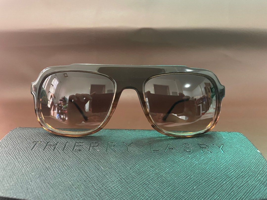 Thierry lasry bowery for sale (Category: Sunglasses & Eyewear) located in Puerto Princesa. Submitted by rustyvault (Listing ID 1394786713, Image 2). Description: Thierry lasry bowery. Luxury glasses. Handmade in france. 15,000 OBO.