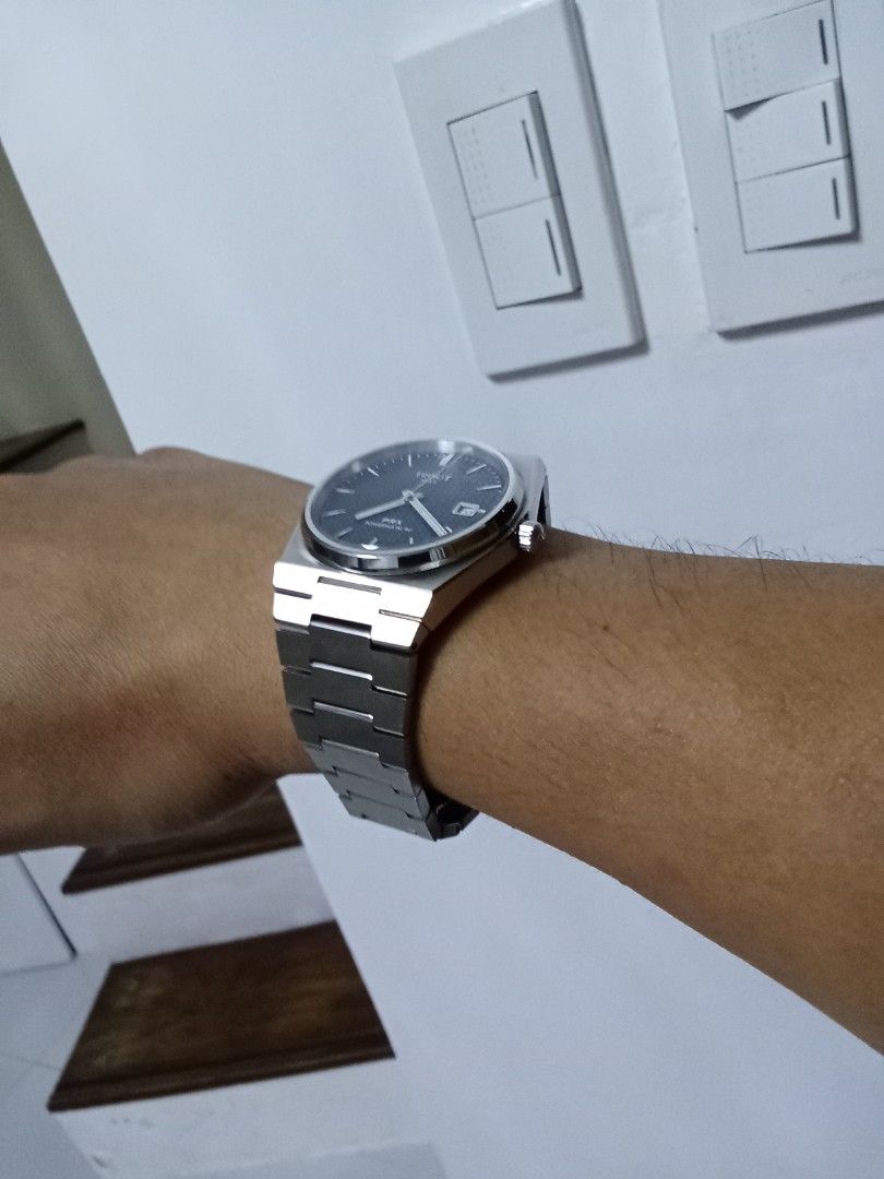Tissot PRX Powermatic 80 Green Dial (Category: Luxury Watches) located in San Fernando. Submitted by fityrion (Listing ID 1394843492, Image 2). Description: - Authentic Tissot PRX Powermatic 80 -40mm - Striking green dial - Stainless steel bracelet - Includes original outer box, box manuals and warranty card - Features a date display -Still Negotiable.