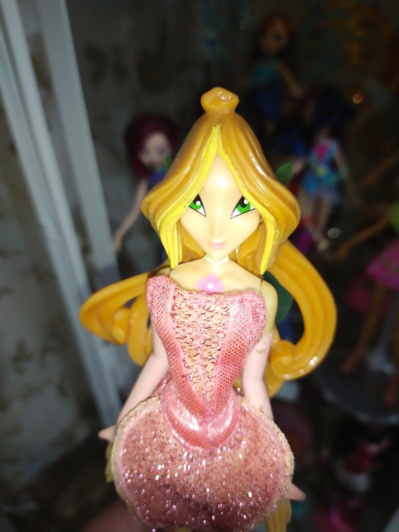 Winx club Flora figure (Category: Figurines & Statues) located in Baguio. Submitted by ems_collects (Listing ID 1394902740, Image 2). Description: * Fixed price * Open for layaway * Shipped from France * Payments thru gcash * j&t courier.