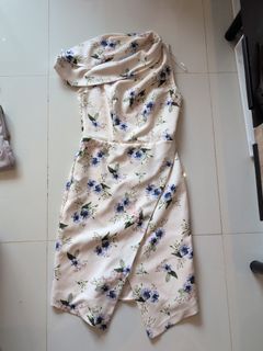 (Category: ) located in . Submitted by yanyikae (Listing ID 1394838855, Image 1). Description: .