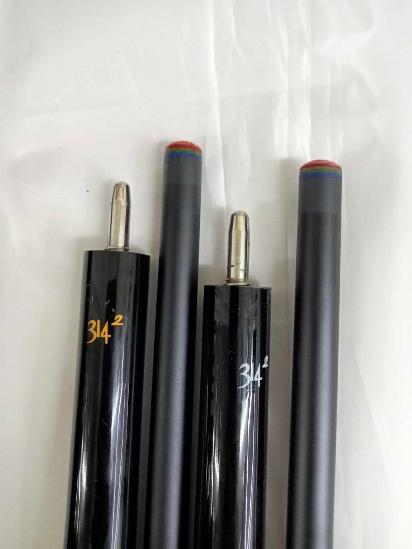 314 PREAOIDR CARBON BILLIARD CUE STICK (Category: Billiards and Bowling) located in San Pablo. Submitted by vennisa.sportssupplies (Listing ID 1395006212, Image 2). Description: 314 PREOAIDR BILLIARD CUE STICK W/ JOINT PROTECTOR / TAKO NG BILYARAN Product Details: ✔Tip size: 13 mm ✔Length: 58 inches ✔Ferrule: Phenolic ✔Shaft: Carbon fiber and Maple wood ✔Joint: Plastic ✔Butt: Plastic ✔Tip: Rainbow Leather layered tip ✔Handgrip: Silica Gel Wrap ✔W