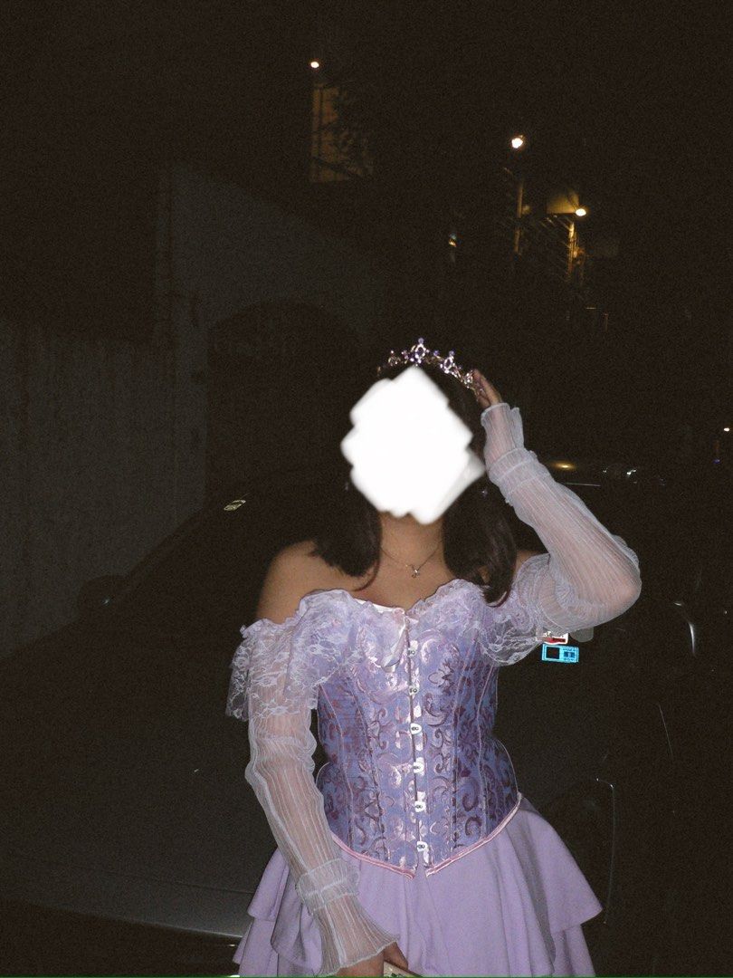 [ FOR RENT ] rapunzel halloween costume (Category: Sets or Coordinates) located in Quezon City. Submitted by patchotdeclutz (Listing ID 1395094877, Image 1). Description: used once! security deposit: 500 (will be refunded once clothes are returned) + 500 per night inclusions - purple corset - purple skirt - tiara - arm gloves - purple flower hair clips booked dates 🚫 - oct 25 - oct 30 to nov 1.