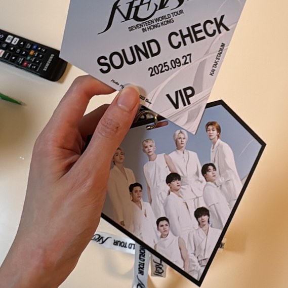 [已用] Seventeen 演唱會 sound check VIP 卡, 門票＆禮券, 活動門票 - Carousell