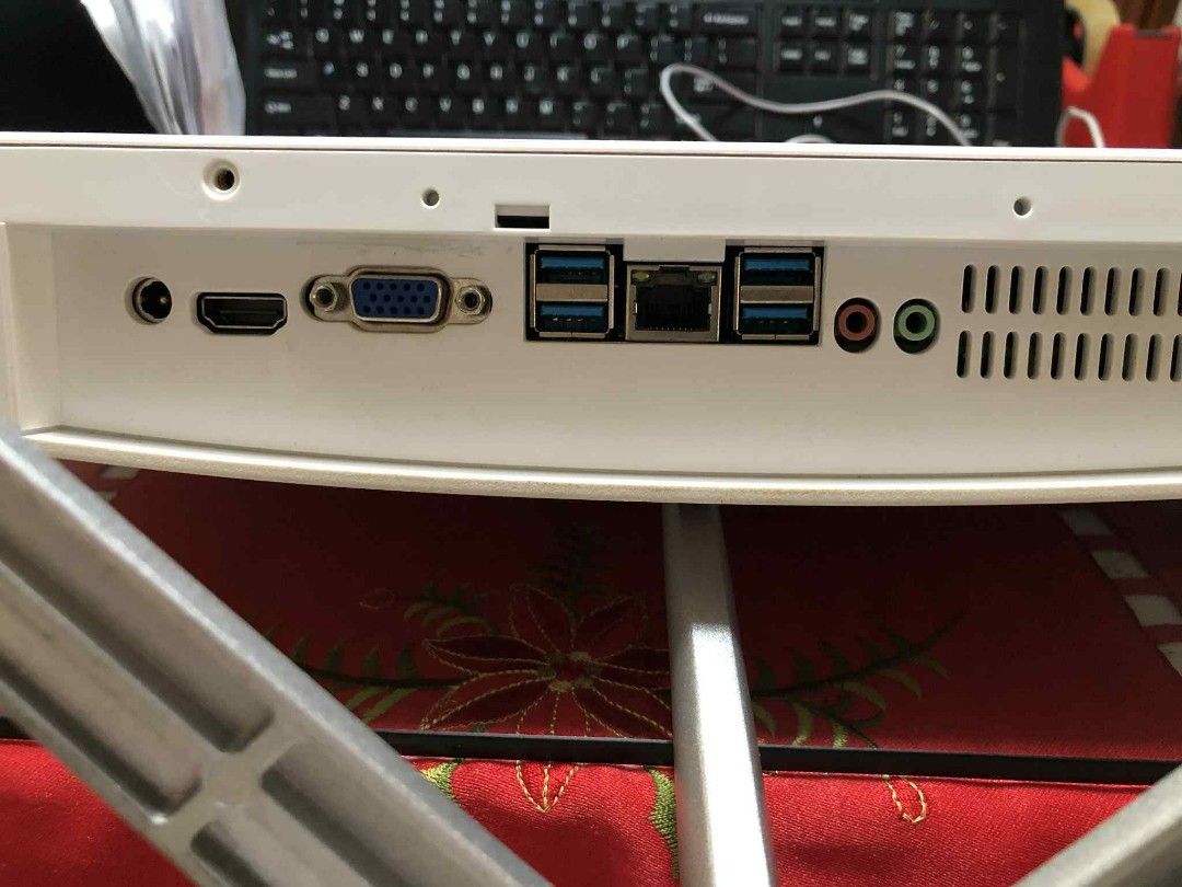 All-in-One Desktop Computer (Category: Desktops) located in Antipolo. Submitted by akosimela (Listing ID 1395093733, Image 3). Description: **FOR SALE** UGALIING MAGBASA PO MUNA AT INTINDIHIN BAGO MAGTANONG. This is a Pre owned Xing Chen All-in-One Desktop Computer, it's guaranteed 101% tested and working but still BUY AT YOUR OWN RISK. Prospective Buyers can test all you want as long as your pick up time is considerable. All units NO WARRANTY It