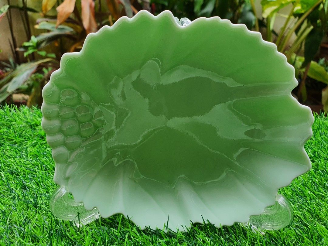 Arita Green Leaf Shaped Dessert Plates (5 pcs) (Category: Other Kitchenware & Tableware) located in Quezon City. Submitted by sgoecss005 (Listing ID 1395119321, Image 2). Description: .