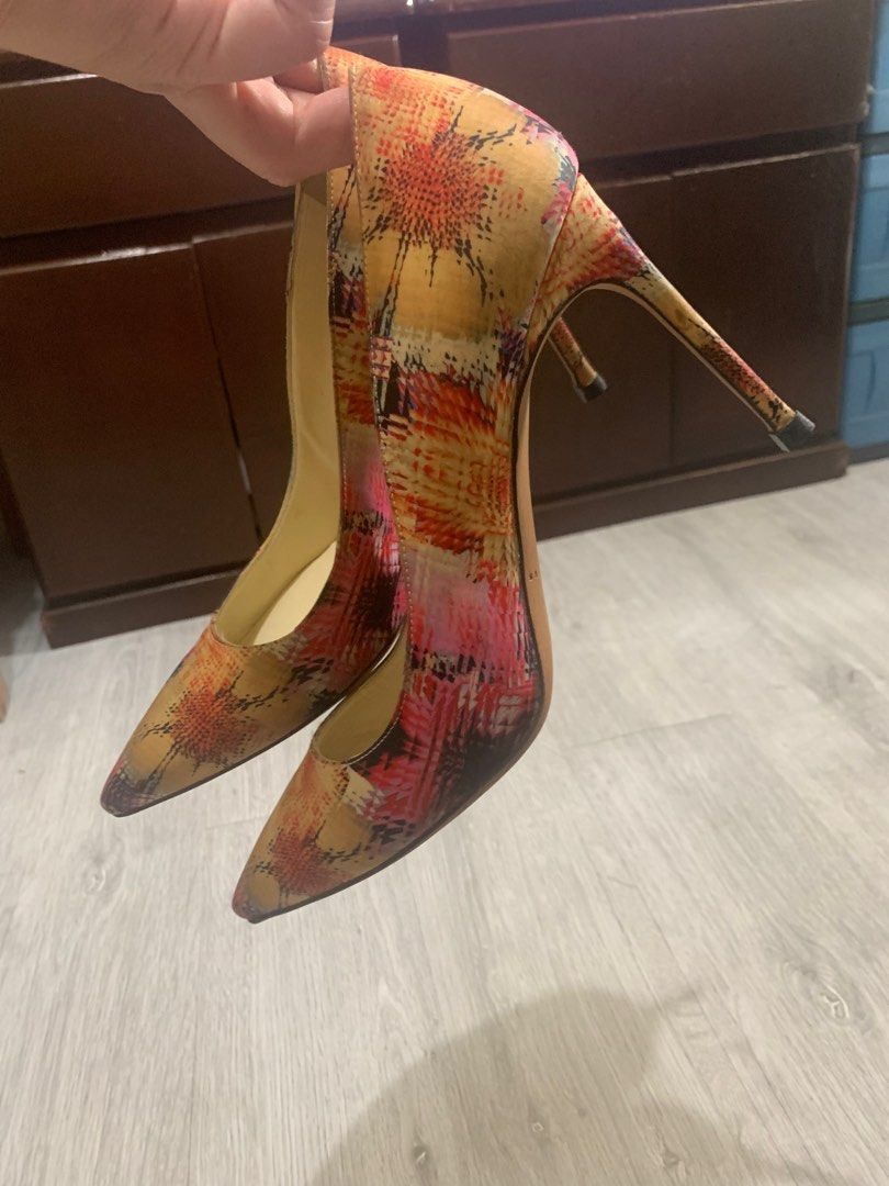 Authentic Brian Atwood Pumps/Heels/stiletto (Category: Sneakers & Footwear) located in Marikina City. Submitted by luxurycommunity (Listing ID 1394994265, Image 3). Description: 100% Original shoes 3inches heels.