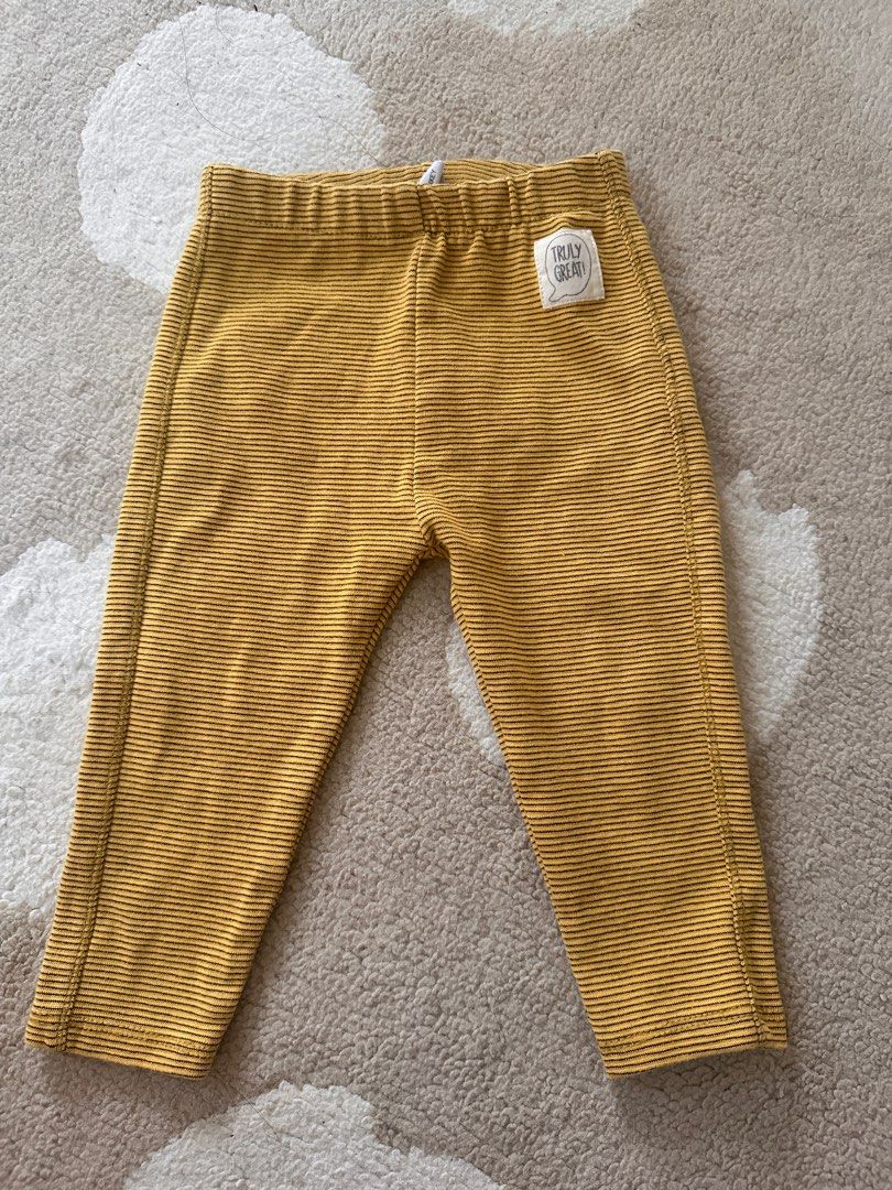 Baby Zara Leggings (Category: Babies & Kids Fashion) located in Paranaque City. Submitted by bduchess (Listing ID 1395054918, Image 1). Description: 6-9months.