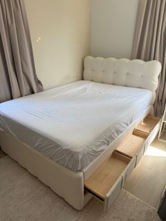 （分類：）位於 。 由 sofia79232 提交（商品編號 1394990632，圖片 1）。簡介： 。