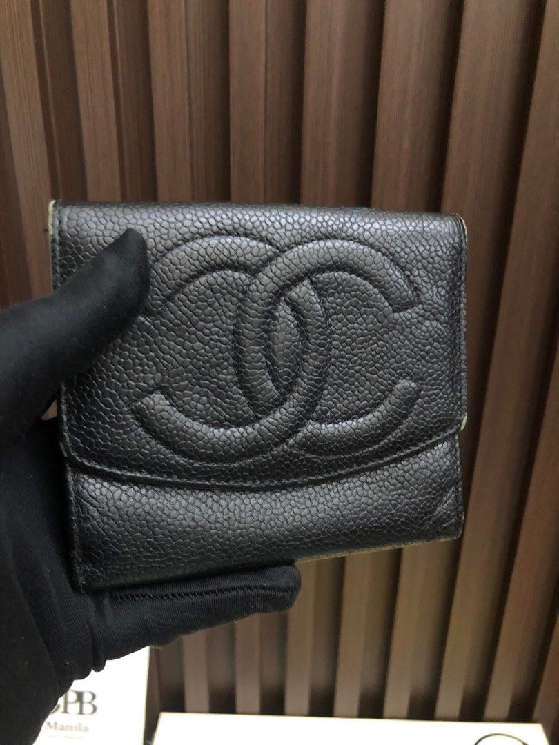 Chanel Black Small Wallet (Category: Luxury Bags & Wallets) located in Pasay City. Submitted by watch.authentic_ph (Listing ID 1395002174, Image 1). Description: ▪️Inclusion: no inclusion ▪️Origin of goods: Japan ▪️₱9,800 only ▪️MOP: Bpi /Metrobank ▪️Shipping: Same Day Delivery within Metro Manila (LBC (Provincial) ____________________________ ⚠️DISCLAIMER: CPB is not associated or affiliated with any of the brands featured. All copyrights reserv