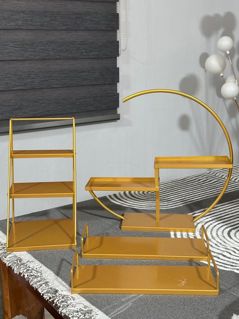 dessert bar stands (Category: Food Organization & Storage) located in Candelaria. Submitted by thv_bibi (Listing ID 1395100150, Image 1). Description: sold as set only only used once. shipping fee to be shouldered by the buyer. via jnt.