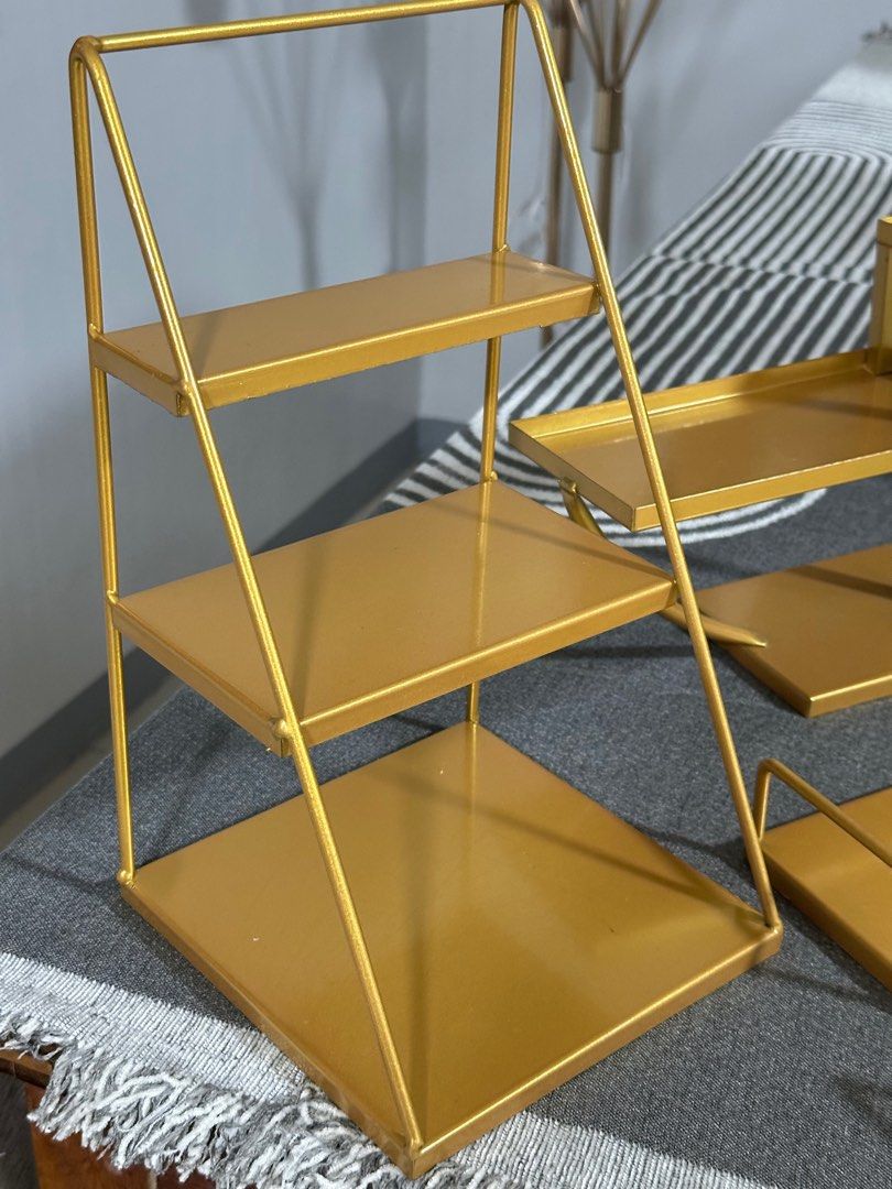 dessert bar stands (Category: Food Organization & Storage) located in Candelaria. Submitted by thv_bibi (Listing ID 1395100150, Image 2). Description: sold as set only only used once. shipping fee to be shouldered by the buyer. via jnt.