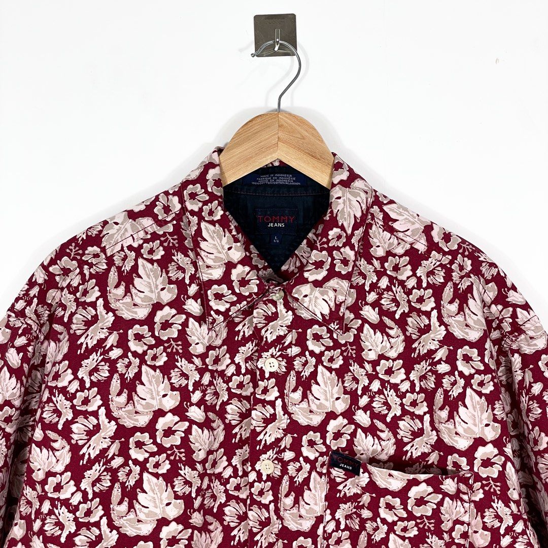 FREESHIP Tommy Jeans Button Up Shirt (Dark Red) (Category: Tshirts & Polo Shirts ) located in Las Pinas. Submitted by drunkenmonkeyfinds (Listing ID 1395048491, Image 3). Description: Tommy Jeans Button Up Shirt (Dark Red) size: large to extra large chest width: 24″ full body length: 31″ shoulder width: 21″ excellent condition, lightly used, 10/10 100% cotton high quality thick cotton mine: 700 free shipping ——- actual color may vary in person du