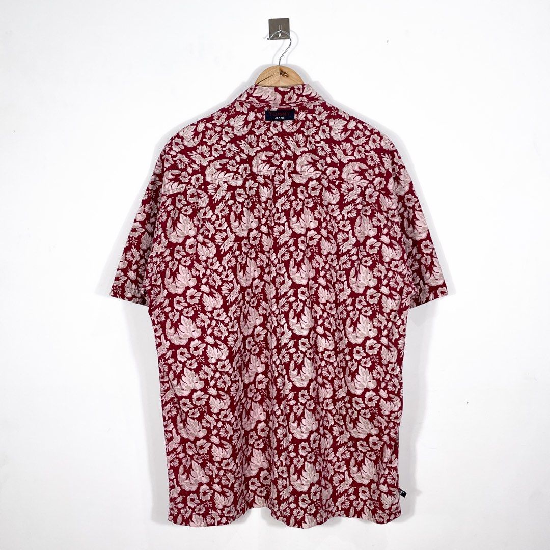 FREESHIP Tommy Jeans Button Up Shirt (Dark Red) (Category: Tshirts & Polo Shirts ) located in Las Pinas. Submitted by drunkenmonkeyfinds (Listing ID 1395048491, Image 2). Description: Tommy Jeans Button Up Shirt (Dark Red) size: large to extra large chest width: 24″ full body length: 31″ shoulder width: 21″ excellent condition, lightly used, 10/10 100% cotton high quality thick cotton mine: 700 free shipping ——- actual color may vary in person du