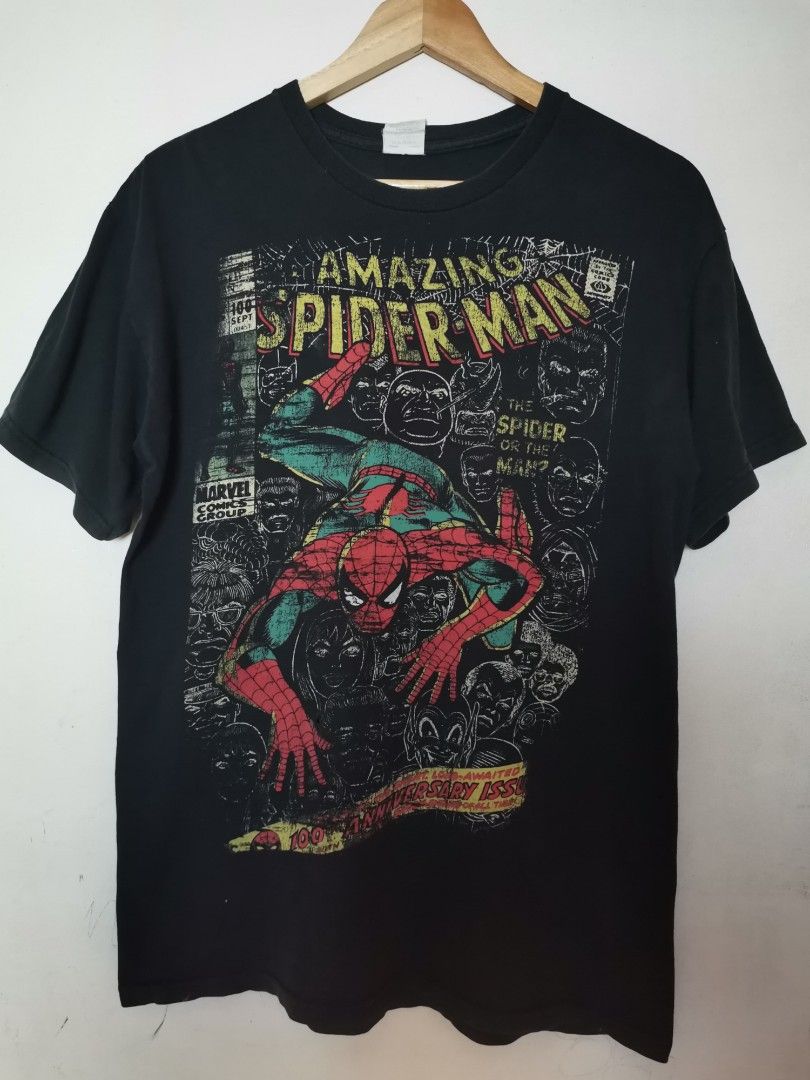 Gildan Amazing Spider-Man Graphic Tee (Category: Tshirts & Polo Shirts ) located in Cebu City. Submitted by trex89 (Listing ID 1395024586, Image 1). Description: used medium gildan tag issue: pinholes.
