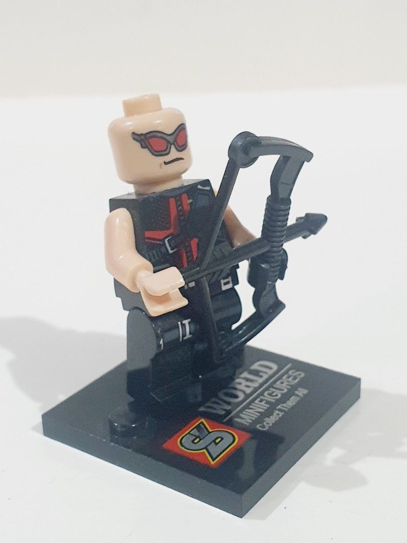 Hawk eye mini lego (Category: Lego & Building Sets) located in Las Pinas. Submitted by cherry_luvs_dresses (Listing ID 1395124033, Image 3). Description: good as new collectible super discounted price.