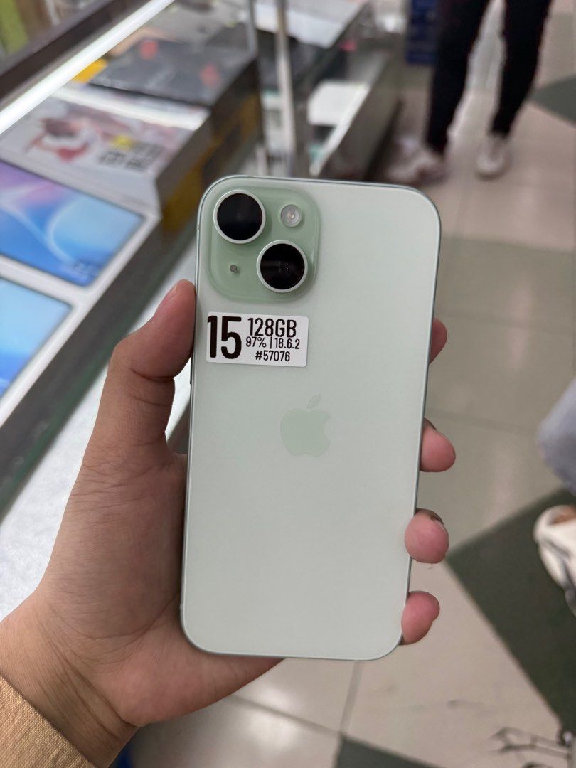 iPhone 15 128GB Factory Unlock No Issue Secondhand (Category: iPhone 15 Series) located in Pasig City. Submitted by FarAndRayShop (Listing ID 1395046786, Image 1). Description: OPEN FOR SWAP/SELLING/BUYING (RFS: Buy and Sell) Price: 29,499 iPhone 15 128GB •Factory Unlock •NO HIDDEN ISSUES •TEST TO SAWA •Authentic Phone Physical store in Greenhills Shopping Center XE-12 Stall Number Look For Rayray Or Anika NO CASH INSTALLMENT We are open also for