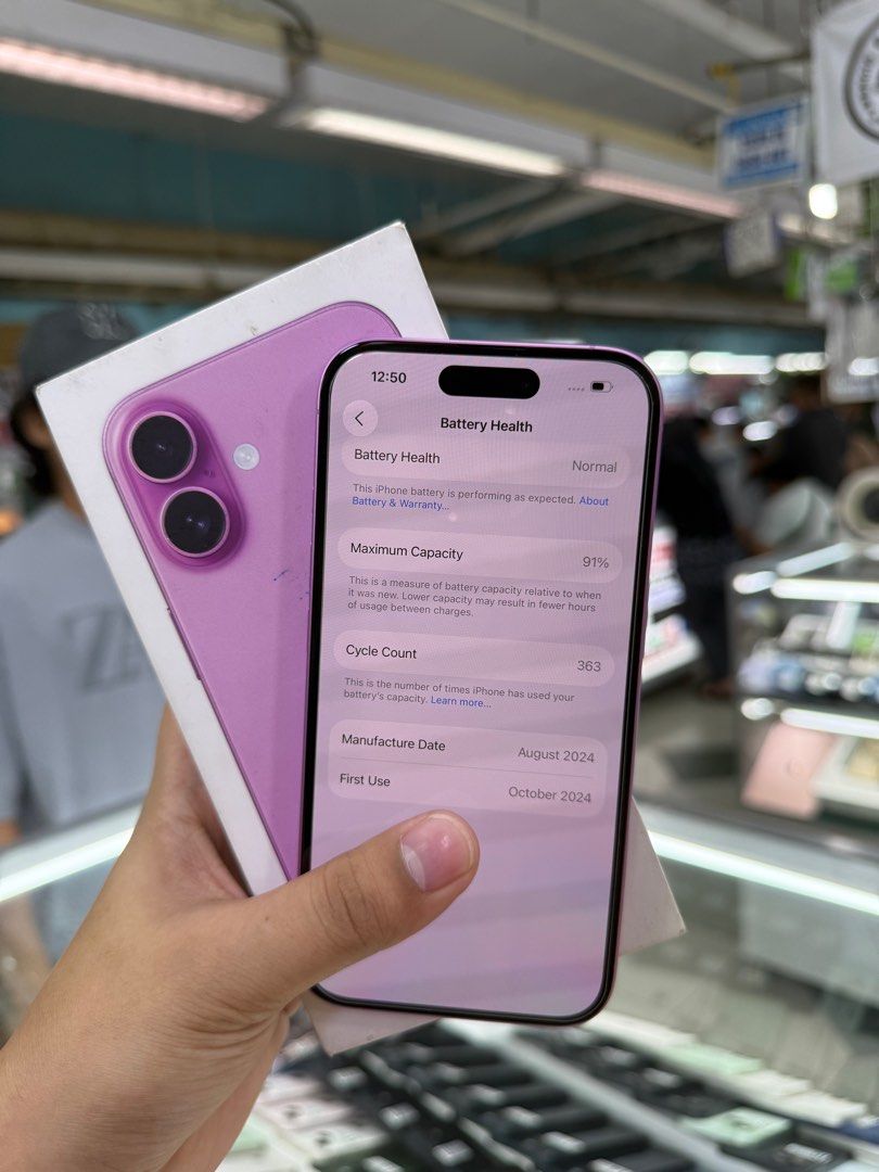 iPhone 16 256GB Factory Unlock No Issue Secondhand (Category: iPhone 16 Series) located in Pasig City. Submitted by FarAndRayShop (Listing ID 1395047094, Image 2). Description: OPEN FOR SWAP/SELLING/BUYING (RFS: Buy and Sell) Price: 40,499 iPhone 16 256GB •Factory Unlock •NO HIDDEN ISSUES •TEST TO SAWA •Authentic Phone Physical store in Greenhills Shopping Center XE-12 Stall Number Look For Rayray Or Anika NO CASH INSTALLMENT We are open also for