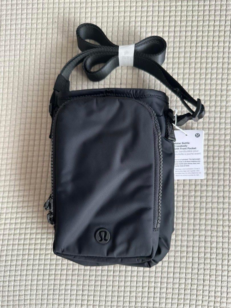 Lululemon water bottle cross body bag (Category: Cross-body Bags) located in Manila. Submitted by bokjoox (Listing ID 1395150508, Image 1). Description: BNWT LULULEMON water bottle crossbody - adjustable strap, front zip pocket for your phone, keys and cards. Available in multiple colors! Accepted Payment Options GCASH or COD. Items expected to arrive from the US by 3rd week of October. For inquiries, PM me for a prompt reply..