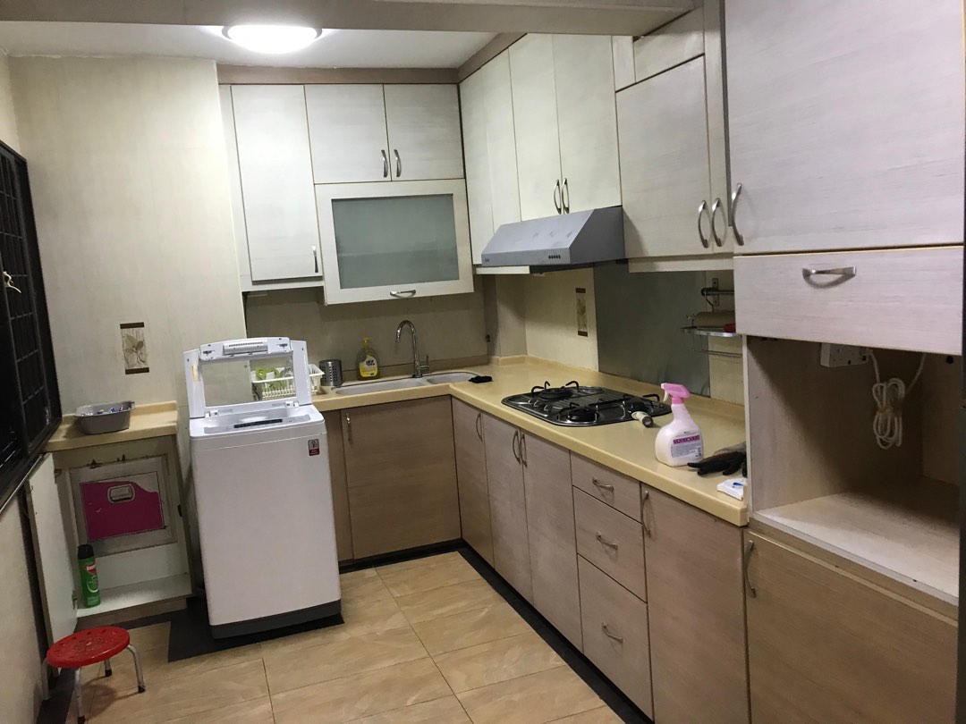 (Category: ) located in . Submitted by calvvvvin (Listing ID 1394987448, Image 1). Description: .