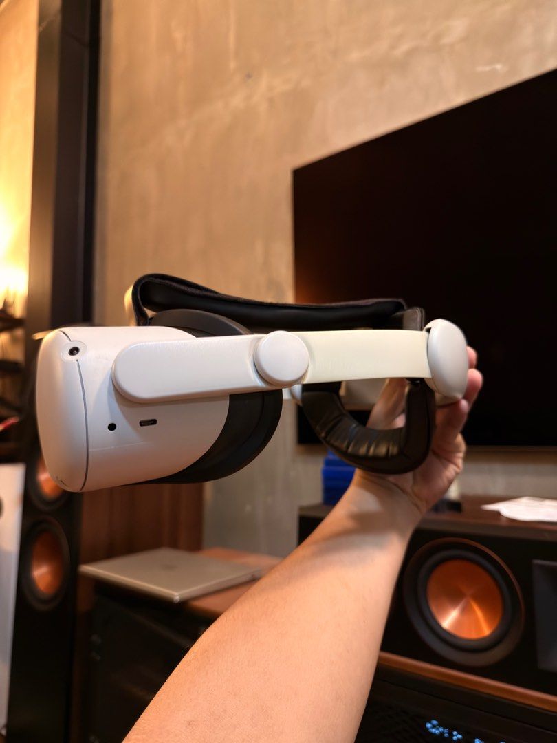 Meta Oculus Quest 2 VR Headset (Category: Others) located in Mandaluyong City. Submitted by seungwand (Listing ID 1395002019, Image 1). Description: Meta Oculus Quest 2 - Bought last December 2, 2022 - Bought for 27,490 - Selling for 15,000 - Slightly used - Comes with free KIWI DESIGN Replacement Elite Strap worth 3,295 - properly maintained and stored.