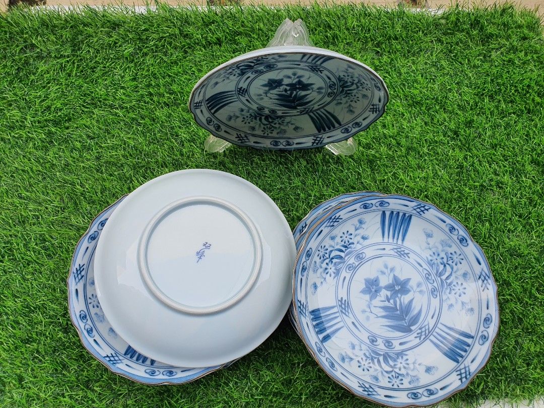 Minoware Soho Kiln Side Dish (10 pcs) (Category: Dinnerware & Cutlery) located in Quezon City. Submitted by sgoecss005 (Listing ID 1395108358, Image 3). Description: Visible Flaws can be seen on one of the plate (pls refer to the last picture).