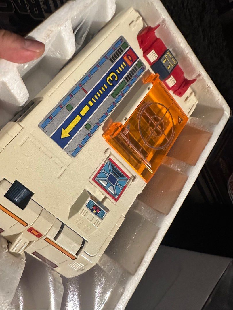 Popy bandai machine robo battle base (Category: Action & Battle Toys) located in Quezon City. Submitted by cooljapantoys (Listing ID 1395021098, Image 2). Description: Machine robo bandai Popy battle base Missiles still On tree.