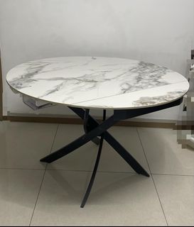 （分類：）位於 。 由 silvermoon.b069ae 提交（商品編號 1395100198，圖片 1）。簡介： 。