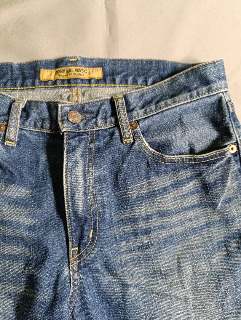 Uniqlo Men's Uniqlo Original Basic Regular Fit Boot Cut Jeans (Category: Jeans) located in Floridablanca. Submitted by shierlyqui32911 (Listing ID 1395087794, Image 2). Description: Uniqlo Men's Uniqlo Original Basic Regular Fit Boot Cut Jeans Dimes: 33x43 Price : 430+sf Courier: J&t express Mod: Gcash Note: Need wash First to pay will get the item.