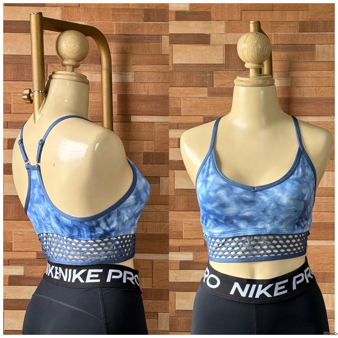 VS PINK Blue Tie Dye Ultimate Sports Bra – Size S (Category: Activewear) located in Manila. Submitted by meisu_mnl (Listing ID 1394995616, Image 1). Description: 💙 VS PINK Ultimate Sports Bra – Size S 💙 🌸✨ Trendy & supportive sports bra from Victoria’s Secret PINK – perfect for workouts or athleisure styling! ✨🌸 💖 Details & Features: 💙 Brand: Victoria’s Secret PINK Ultimate (authentic, tag shown) 💙 Size: Small (S / 34B–34C approx. fit) pad