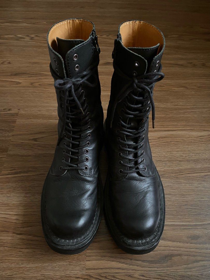 Yohji Yamamoto Pour Homme Combat Matte Oiled Boots AW21 Look26 (Category: Boots) located in Singapore. Submitted by garmentbozia (Listing ID 1395148014, Image 2). Description: Made In Japan Size 2 (40-41-42) Calf Leather .