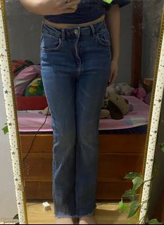 (Category: ) located in . Submitted by daefloress (Listing ID 1395128630, Image 1). Description: .