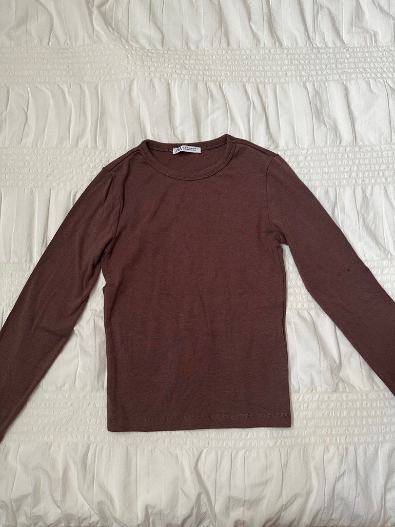 Zara longsleeve in brown (Category: Longsleeves) located in Quezon City. Submitted by classythreads (Listing ID 1395048194, Image 1). Description: .