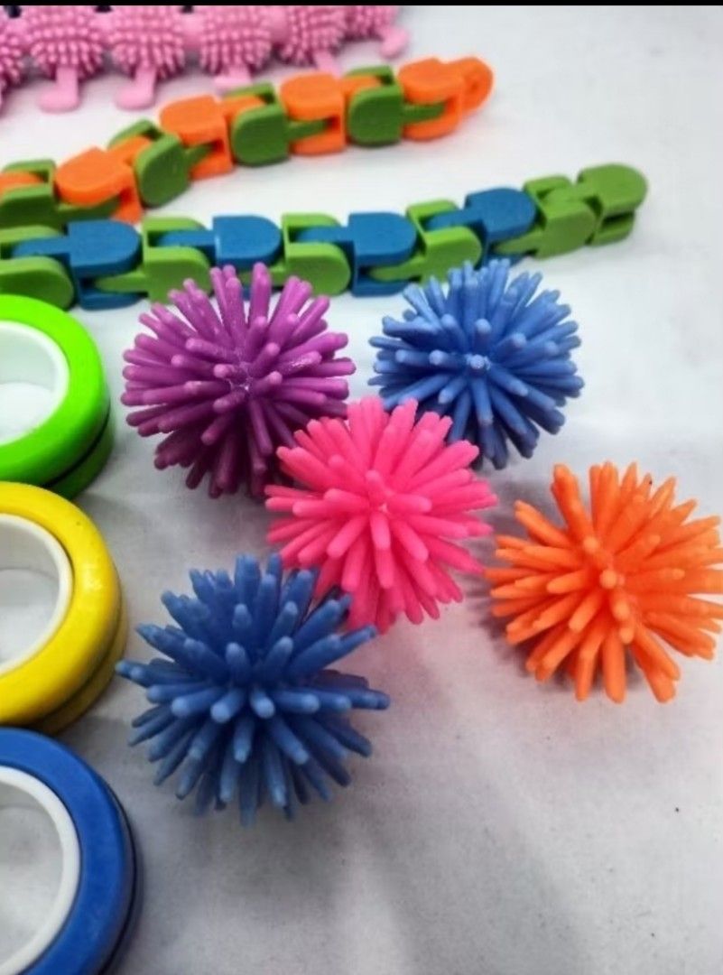 21pcs Fidget Toy Set (Category: Kids Toys) located in Mankayan. Submitted by toys_of_yesteryear (Listing ID 1395194089, Image 2). Description: 📌loc. Baguio ------------------------- “If your offer is accepted, please stay in touch and keep the seller updated. Open communication helps ensure we don’t waste each other’s time.” -------------------------- 📌 Brand: None 📌 21 pcs fidget set 📌 NEW. Imported item. Kindly manage your expectations acco