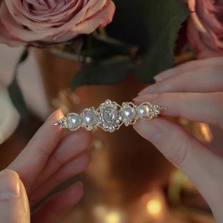 搬屋清⚡️耳環髮夾（2款全走$20）64211550314625110