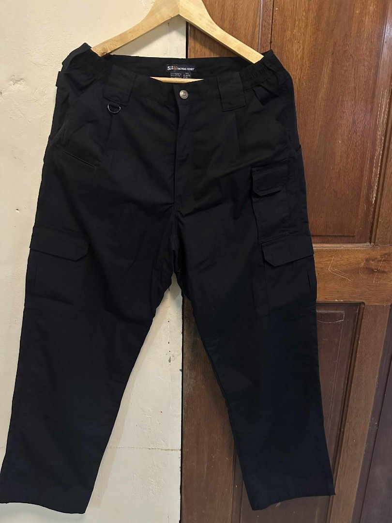 5.11 TACTICAL PANTS SERIES-RIPSTOP (Category: Jeans) located in Lipa City. Submitted by rocksxshanks (Listing ID 1395261309, Image 1). Description: 5.11 TACTICAL SERIES/RIPSTOP Size::32-34 Length:40 BLACK AND CAMEL BROWN COLOR ASNEW CONDITION 1800 EACH PLUS SF.