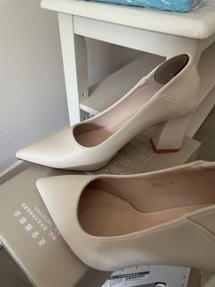 （分類：）位於 。 由 scarcc 提交（商品編號 1395189988，圖片 1）。簡介： 。