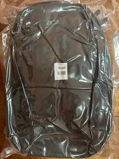 (Category: ) located in . Submitted by mzaccessories (Listing ID 1395310944, Image 1). Description: .