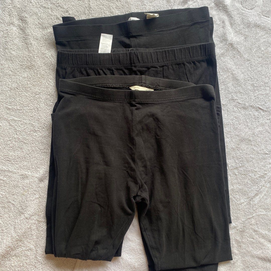 Black Leggings Bundle (H&M and Forever 21) (Category: Other Bottoms) located in Manila. Submitted by emls01 (Listing ID 1395187485, Image 1). Description: Two (2) H&M S Leggings One (1) Forever 21 S Leggings.