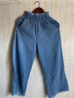 (Kategori: ) berada di . Dikirim oleh studiothrift (ID iklan 1395308265, Gambar 1). Deskripsi: .