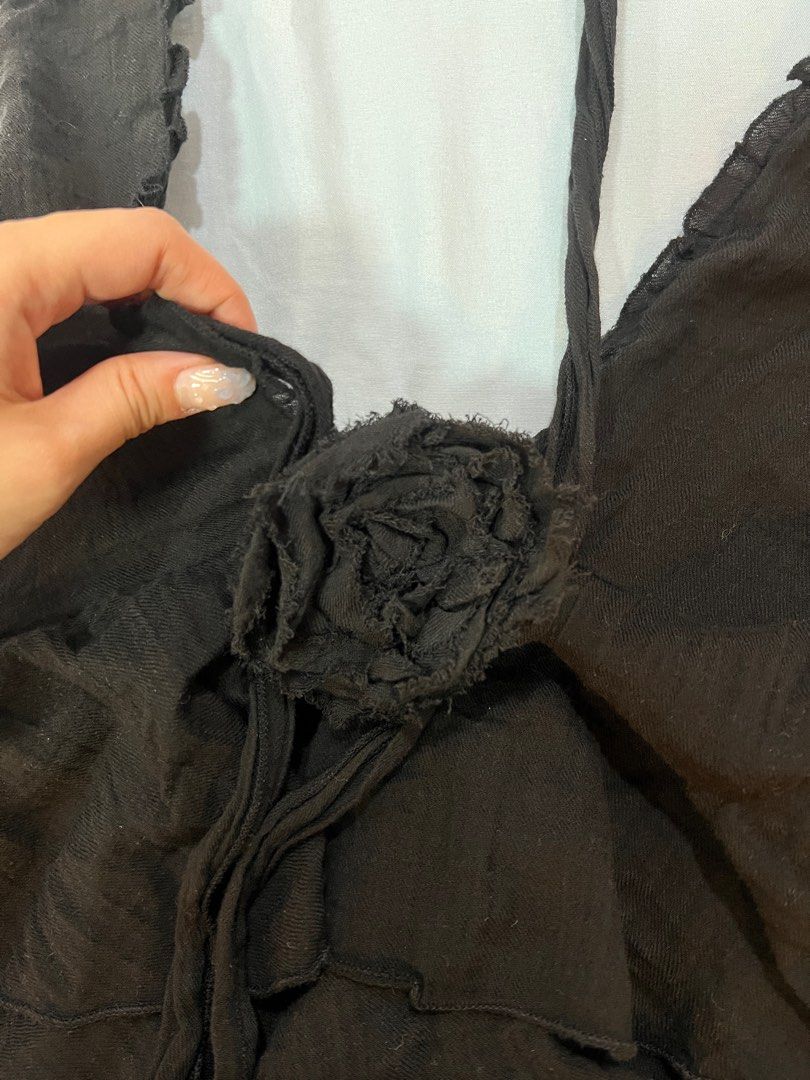 BNWT Zara Black Halter Dress (Category: Dresses) located in Manila. Submitted by pinkhamster (Listing ID 1395180648, Image 2). Description: .