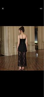(Category: ) located in . Submitted by xwlwardrobe (Listing ID 1395207824, Image 1). Description: .