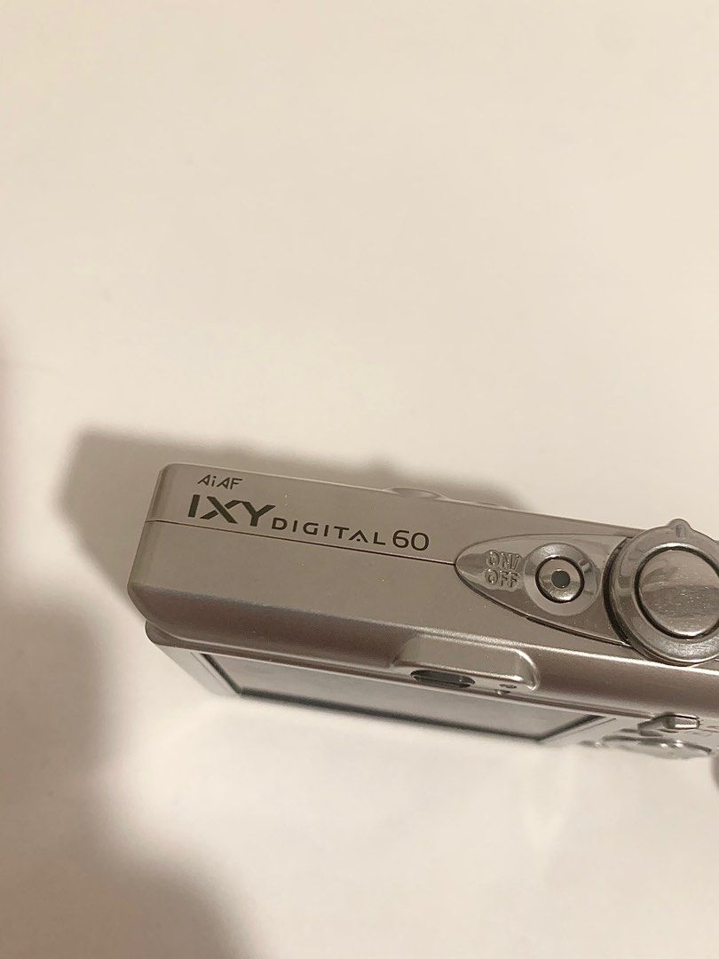 Canon Ixy L60 (Category: Cameras) located in Quezon City. Submitted by amarettosaurr (Listing ID 1395269508, Image 2). Description: i bought this camera back in 2023 at an instagram shop. therefore, it is a second hand camera. rfs: something wrong with the sd card reader (tried using 2GB and 4GB card but won’t detect - “memory not found”) other issue/s: - lcd burn (look at the last photo) - battery pack is inconsistent (sometimes it will say “cha
