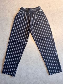 (Category: ) located in . Submitted by blacksheepcloset (Listing ID 1395187905, Image 1). Description: .